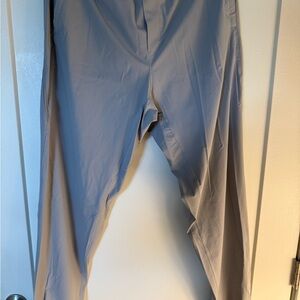 lululemon athletica Men's Light Gray Pace breaker pants *Tall*